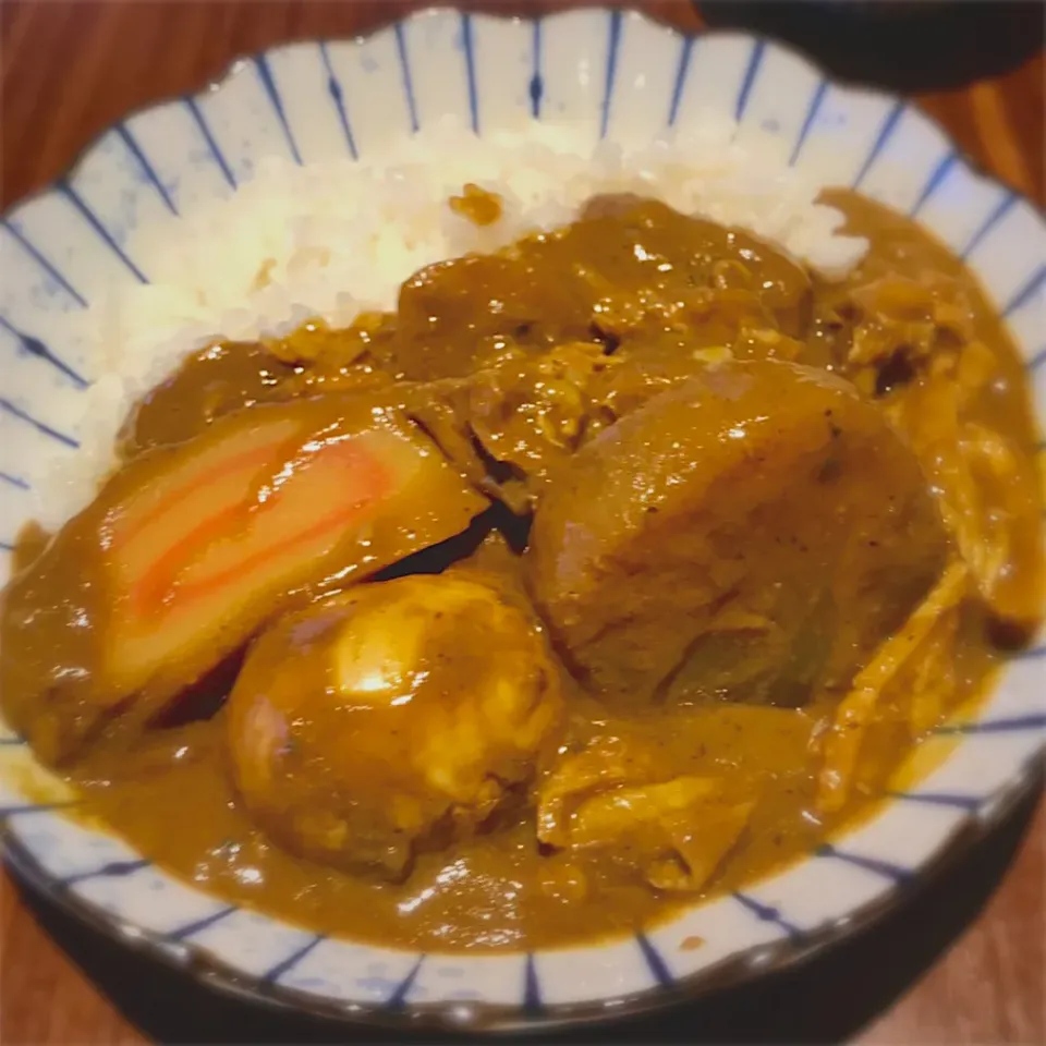 おでんカレー　なるとがうまいいい|deekay71さん