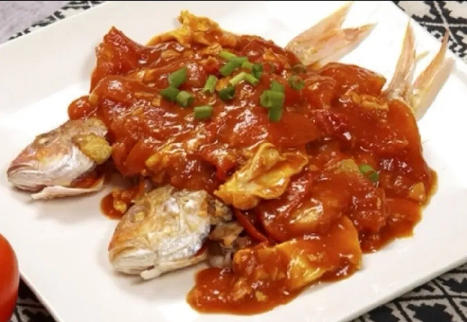 鮮茄紅蛋衫魚
Pan-Fried Golden Threadfin Bream in scrambled egg Tomato Sauce|奇魂😈さん