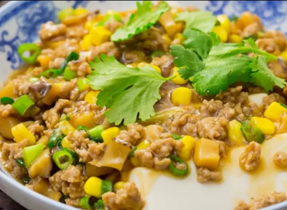 肉碎粟米蒸滑豆腐
Steamed Tofu Corn with Pork Mince|奇魂😈さん