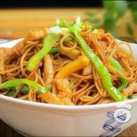青椒肉絲炒麵
Stir-fried Noodles with Green Pepper and Pork