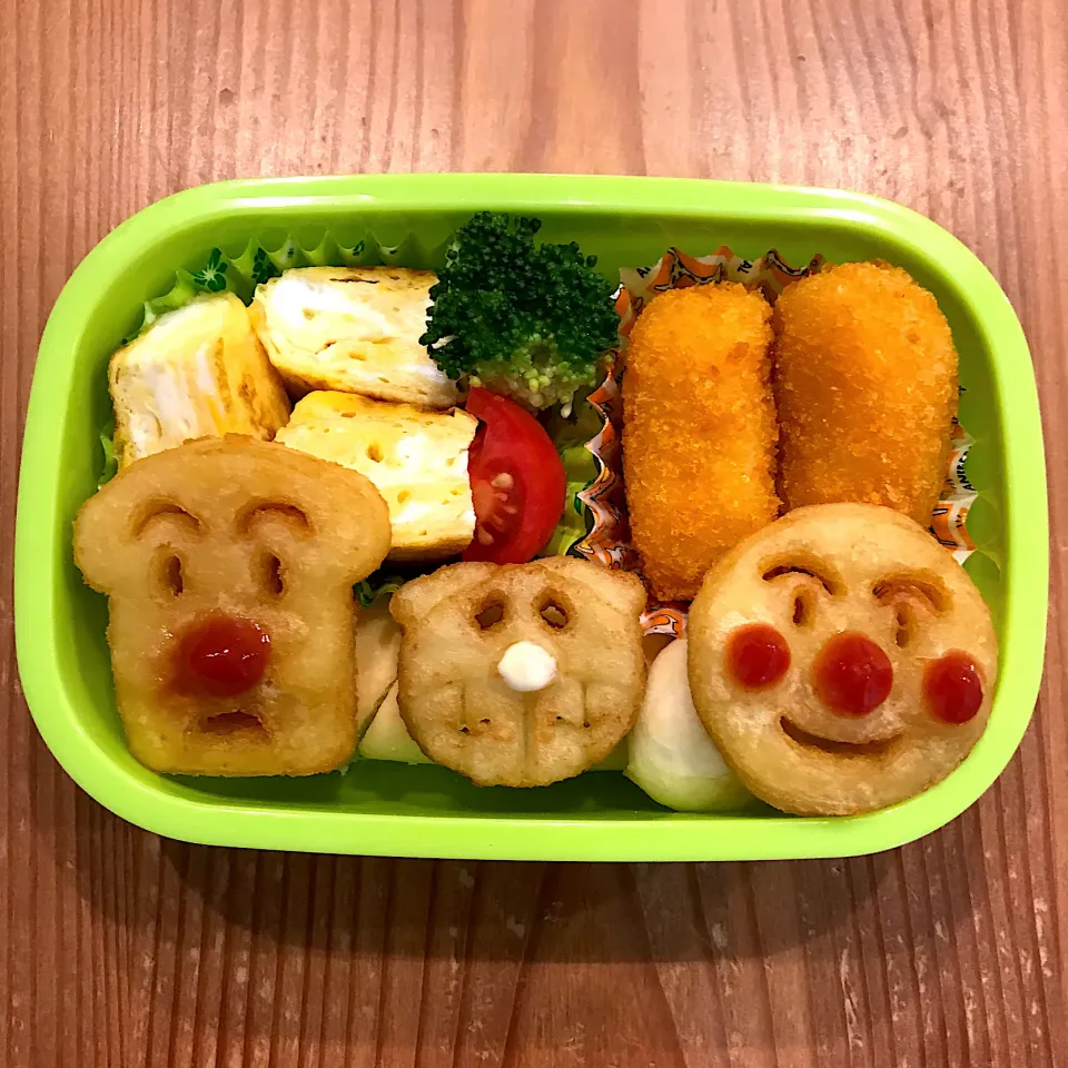 Snapdishの料理写真:2021.12.1 (水) 長女のお弁当|あっきーよさん