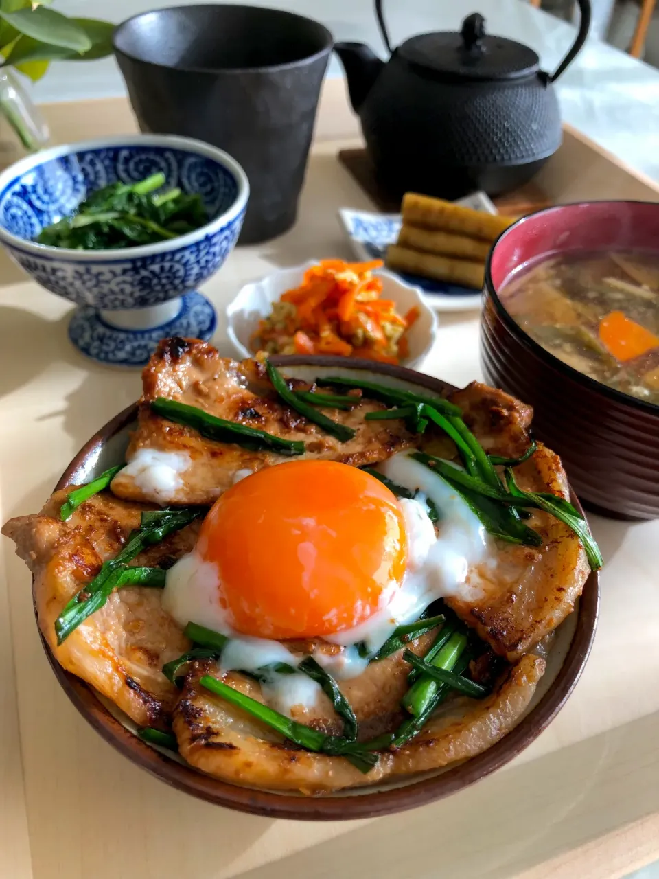 豚の生姜焼き丼|よしこさん