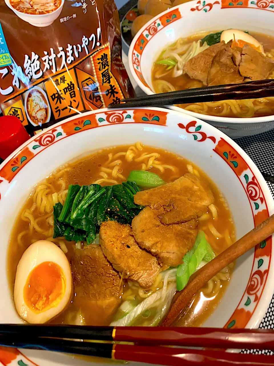 Snapdishの料理写真:これ絶対うまいやつ！で昼ラーメン|シュトママさん