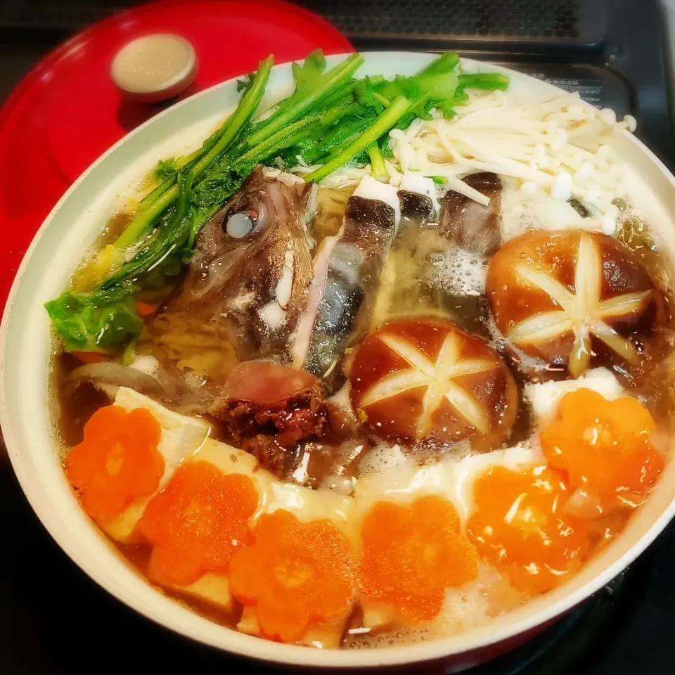 Snapdishの料理写真:もんだいの海鮮鍋🍲|yukaringoさん