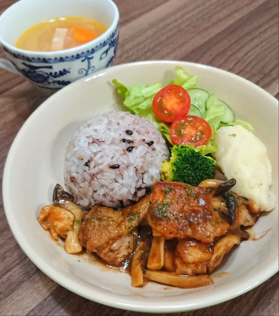 鶏肉とひら茸のブラウンソース煮|ゆりちさん