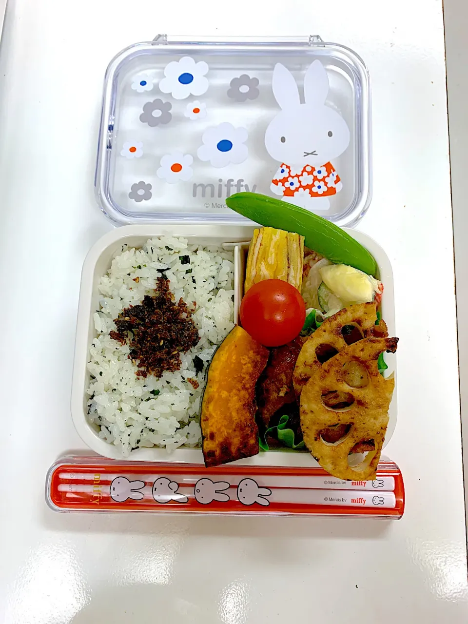 Snapdishの料理写真:2021,12/4㈯ 中２娘のお弁当🍱|naoちんさん