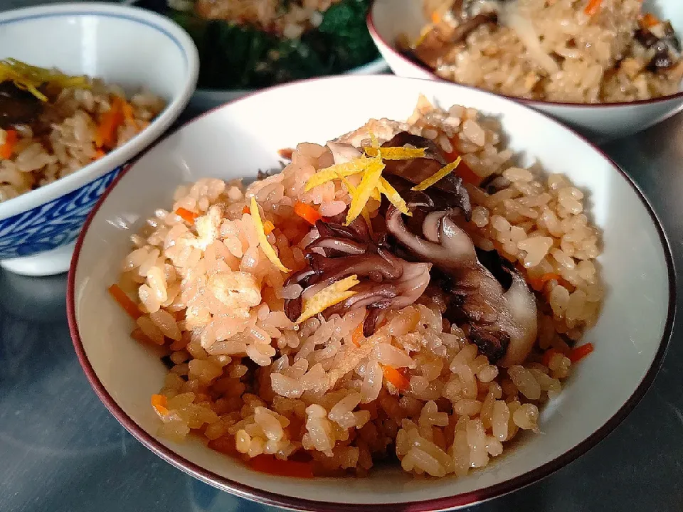 イチロッタさんの料理 『黒舞茸尽くし』の晩ごはん❣️✨✨✨家内が当てた黒舞茸「真」❗️これ美味いぞ❣️😋|まゆみさん