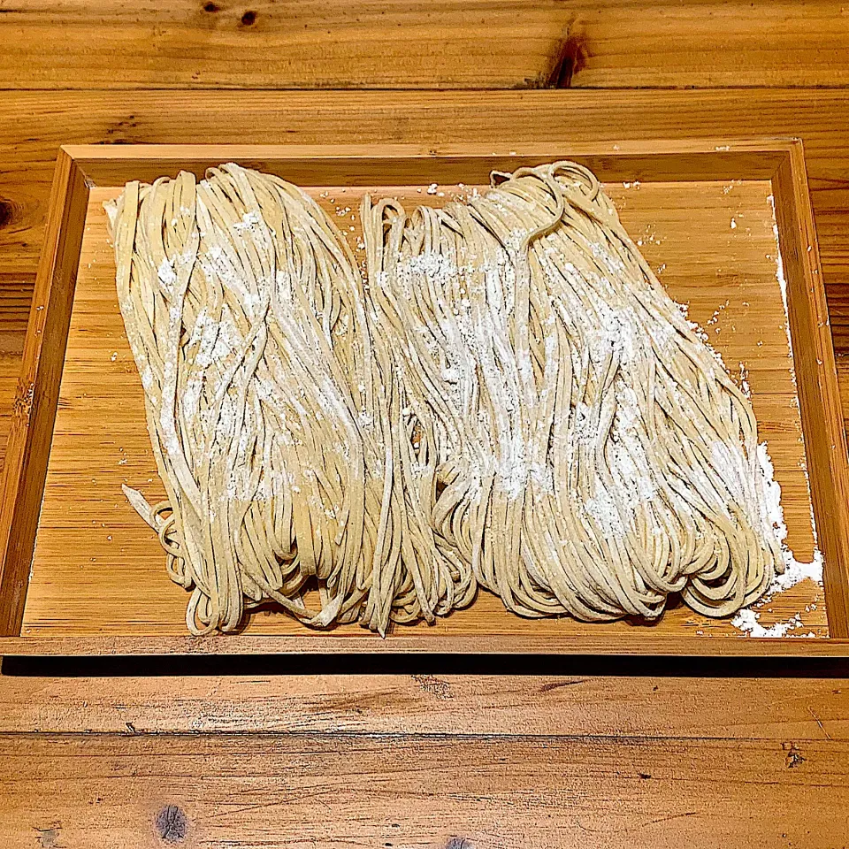 かんすいを重曹で代用して手打ち中華麺|fucucoさん