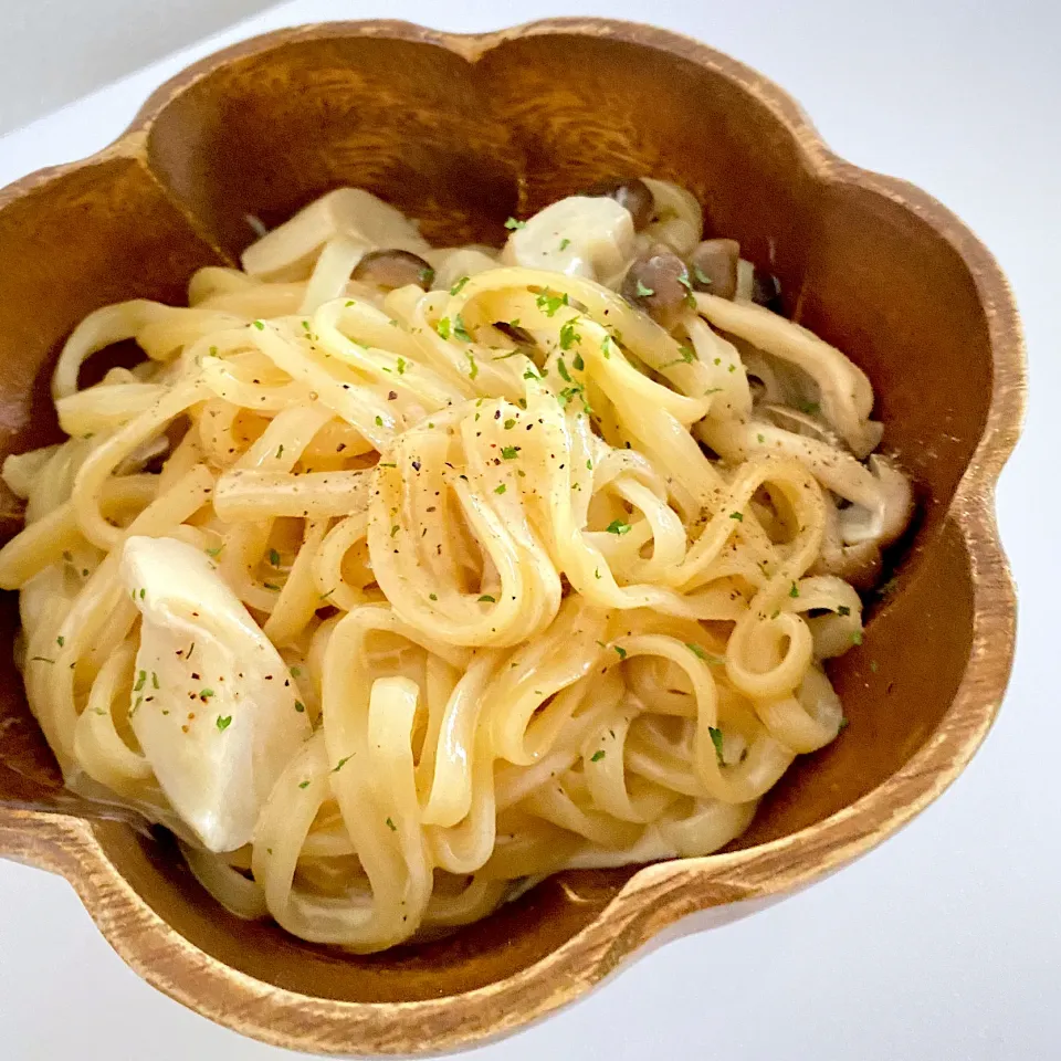 冷凍うどんで★激ウマ醤油クリームうどん|りさこさん