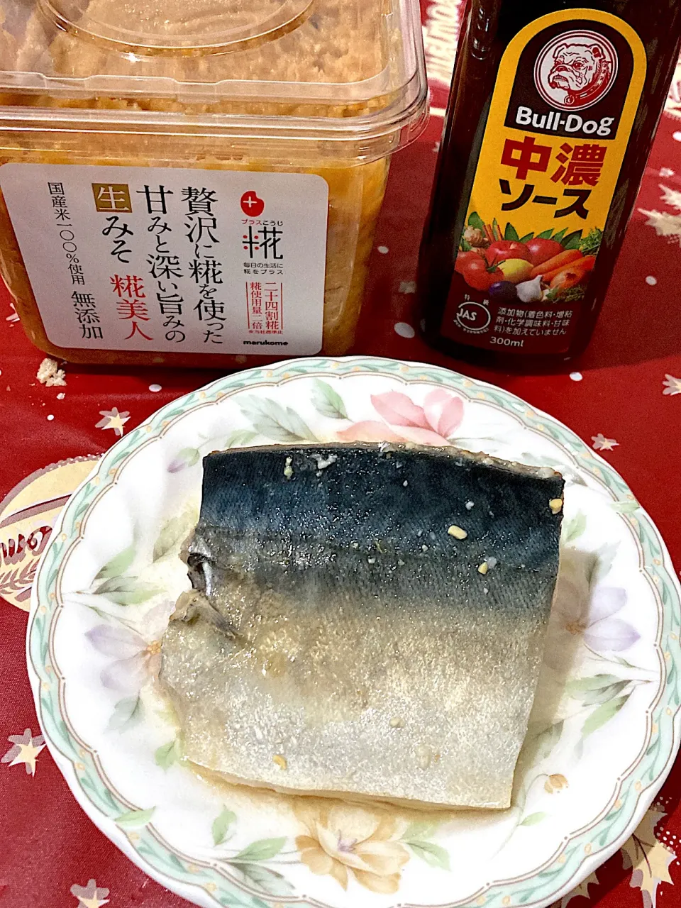 味噌とソースでサバの味噌煮が簡単に作れちゃう🙆‍♀️|にゃんちゅうさん