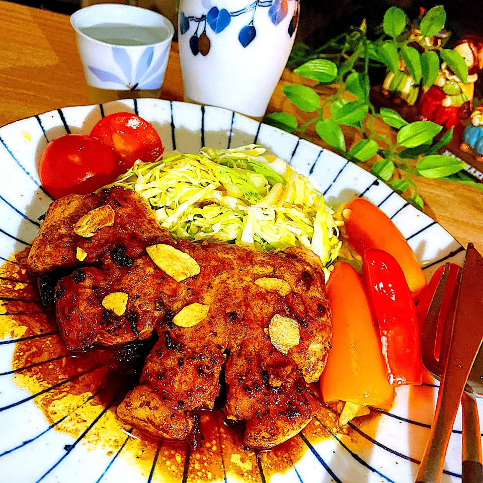 グローブ形にカットした三重県四日市グルメ　🐽🥩🍴トンテキです。😋|Sの食卓さん