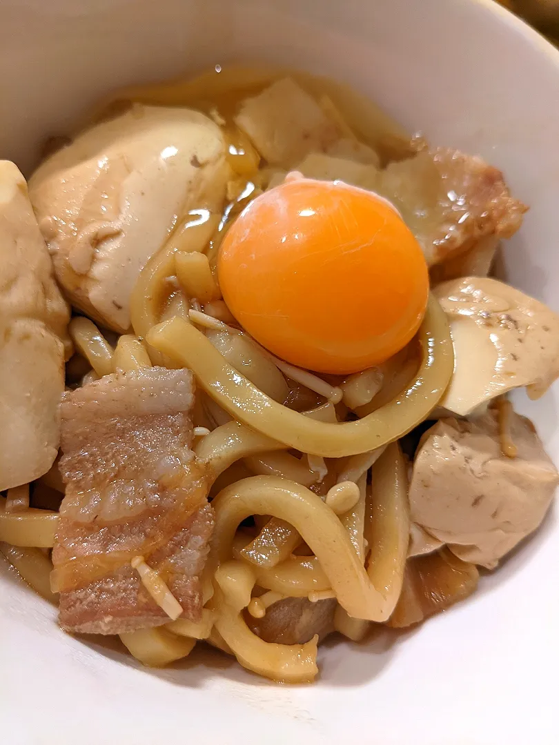 万能味ソースで味変～すき焼きうどん|チョコさん