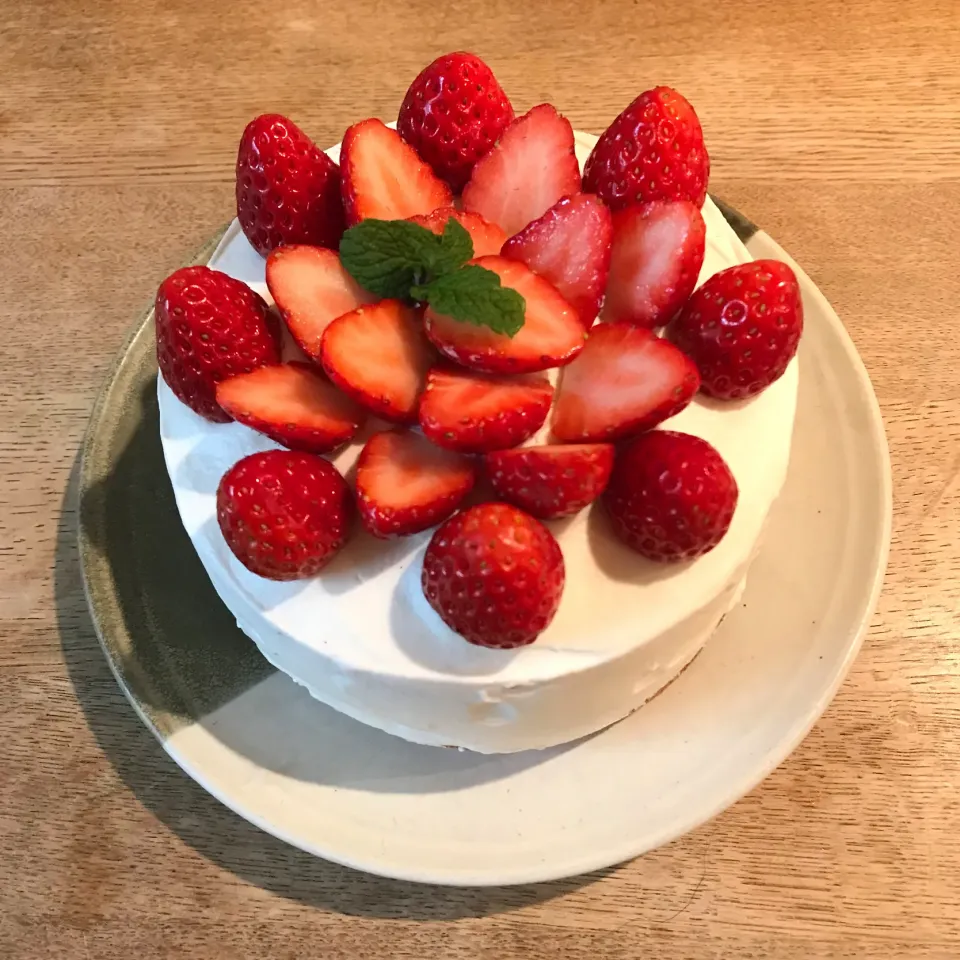 Snapdishの料理写真:いちごのショートケーキ|ボンジュール！さん