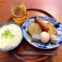 Snapdishの料理写真:おでんととろろご飯|せんべいさんさん