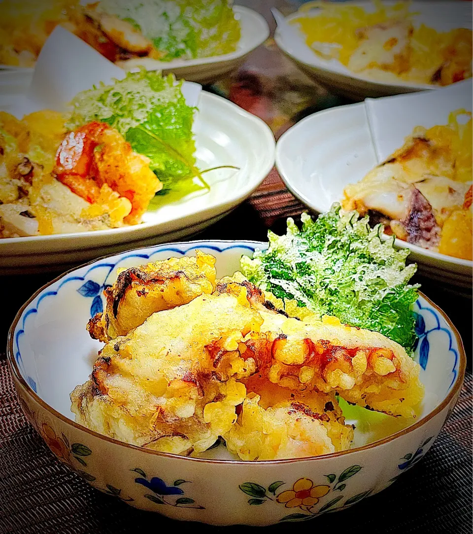 Snapdishの料理写真:タコの天麩羅✨✨✨二種類作ったよ。どっちも美味かったぞ〜❣️😆✨👍|イチロッタさん