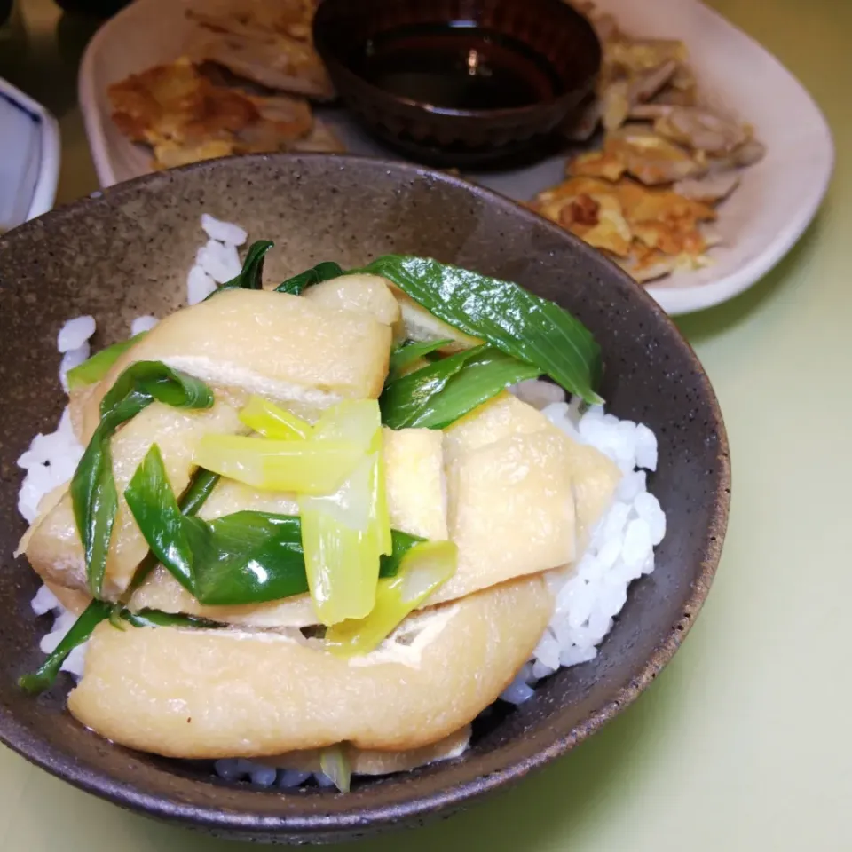 きつね丼|けろよんさん