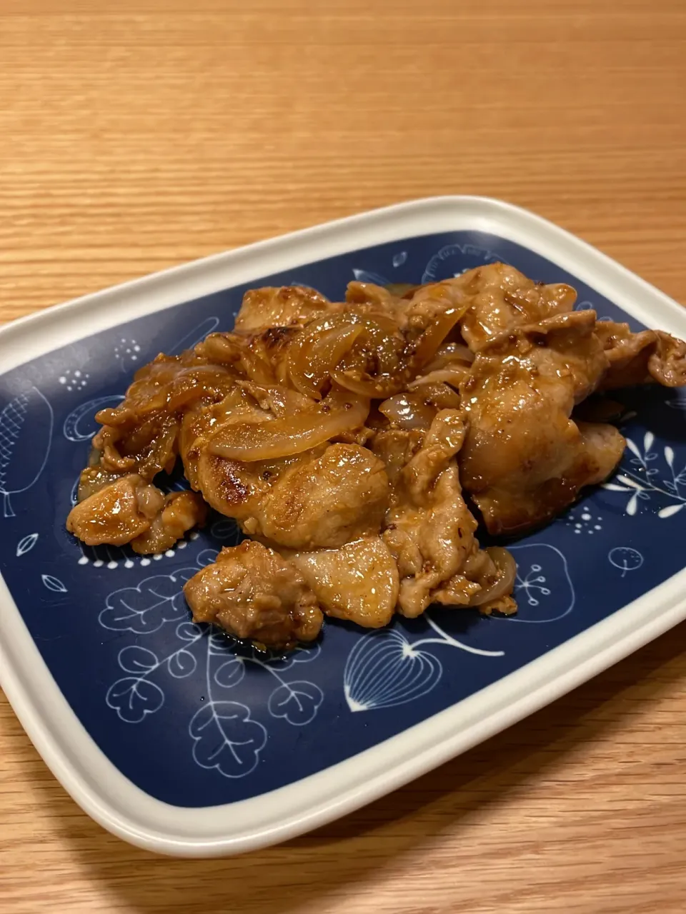 万能ソースで豚肉焼いてみた！|かなさん