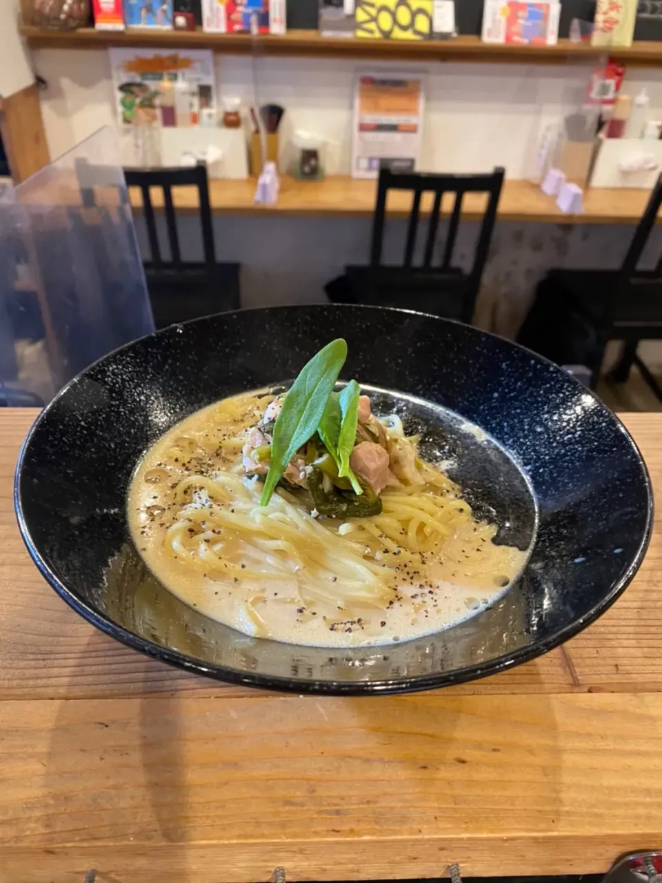 Snapdishの料理写真:クリームスープラーメン完成版|颯爽の遊び場さん