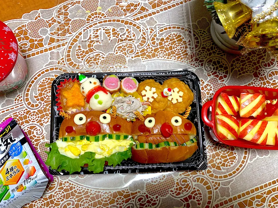 2021.12.8はトナカイのサンドイッチ弁当🎄|makoさん