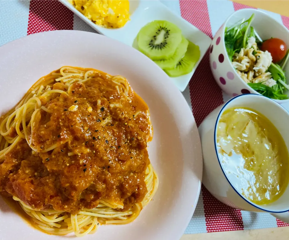 【カプリチョーザに行きたぁぁぁい】トマトとニンニクのパスタ|飛鳥さん