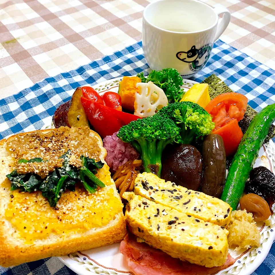 今日の朝ごはん★サツマイモ麹と菊芋麹とほうれん草のトースト&ひじき入り卵焼き|riko30294さん