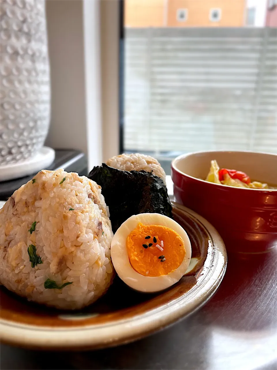 鯛のあら煮で混ぜご飯おにぎり🍙|ichikayaさん