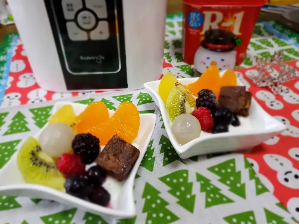🥝手作りヨーグルトのフルーツ盛り🍊|みよぱさん