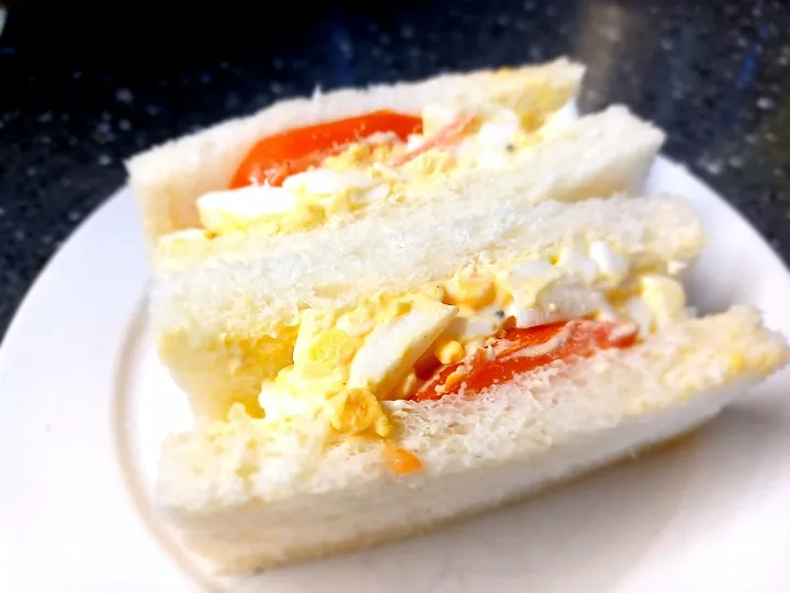 sandwich telor|Memes Firmansyahさん