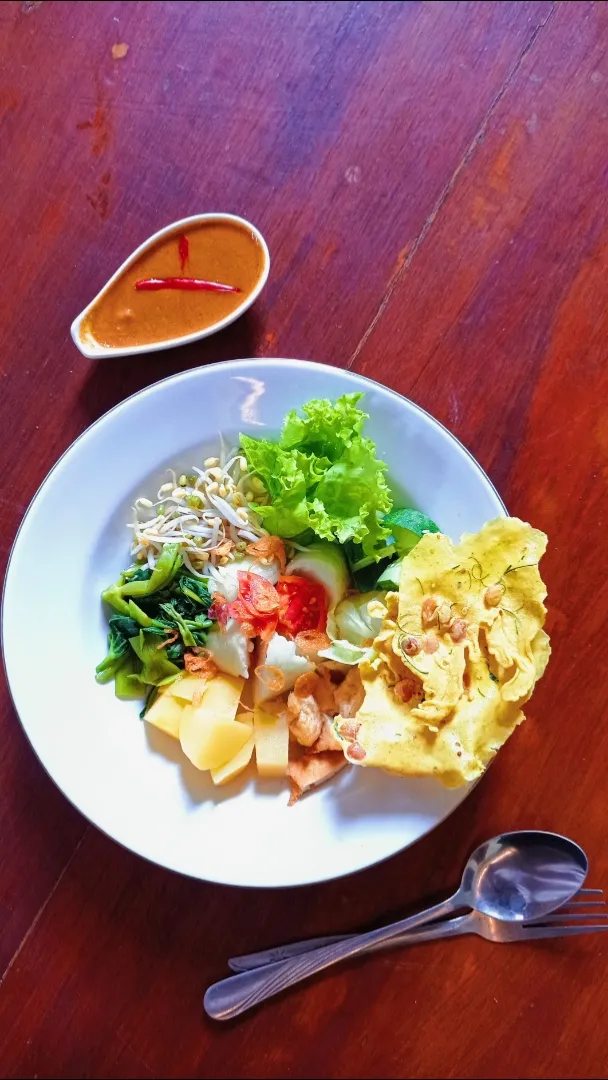 Gado-gado (Indonesian salad)|Kungさん