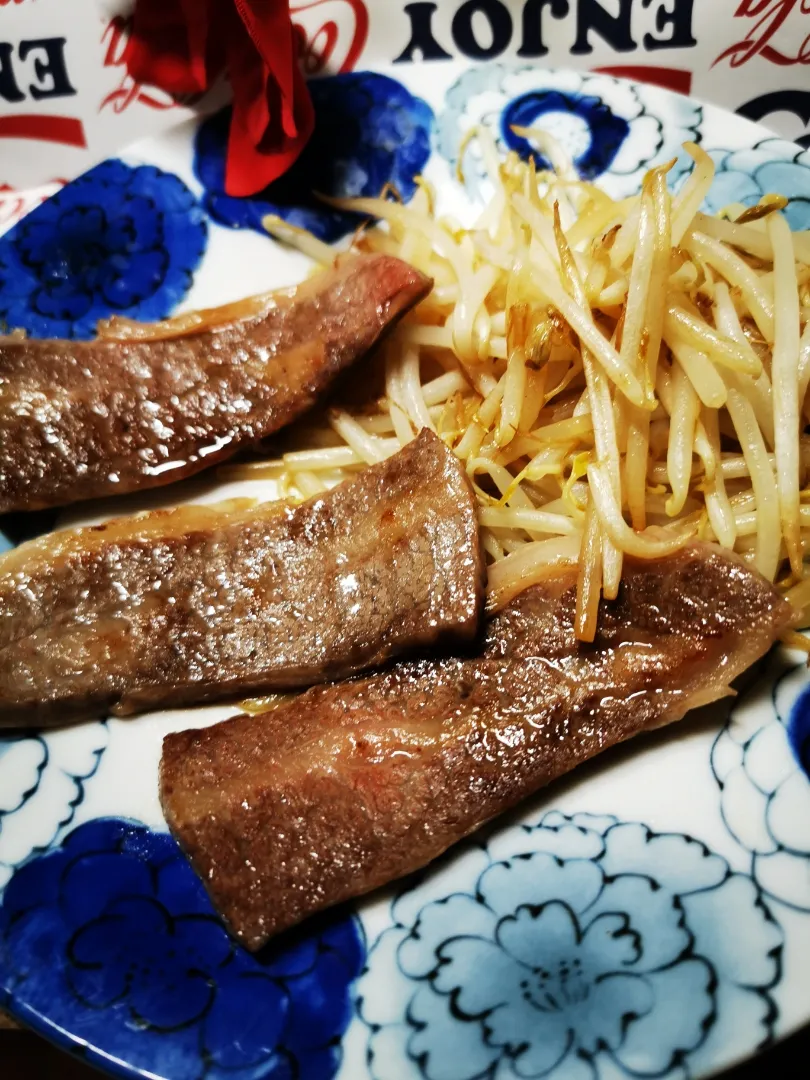 食欲無い!好きな物(･o･;) 

カルビーひとり焼肉(*﹏*;)うまかばい👌|ペンギンさん