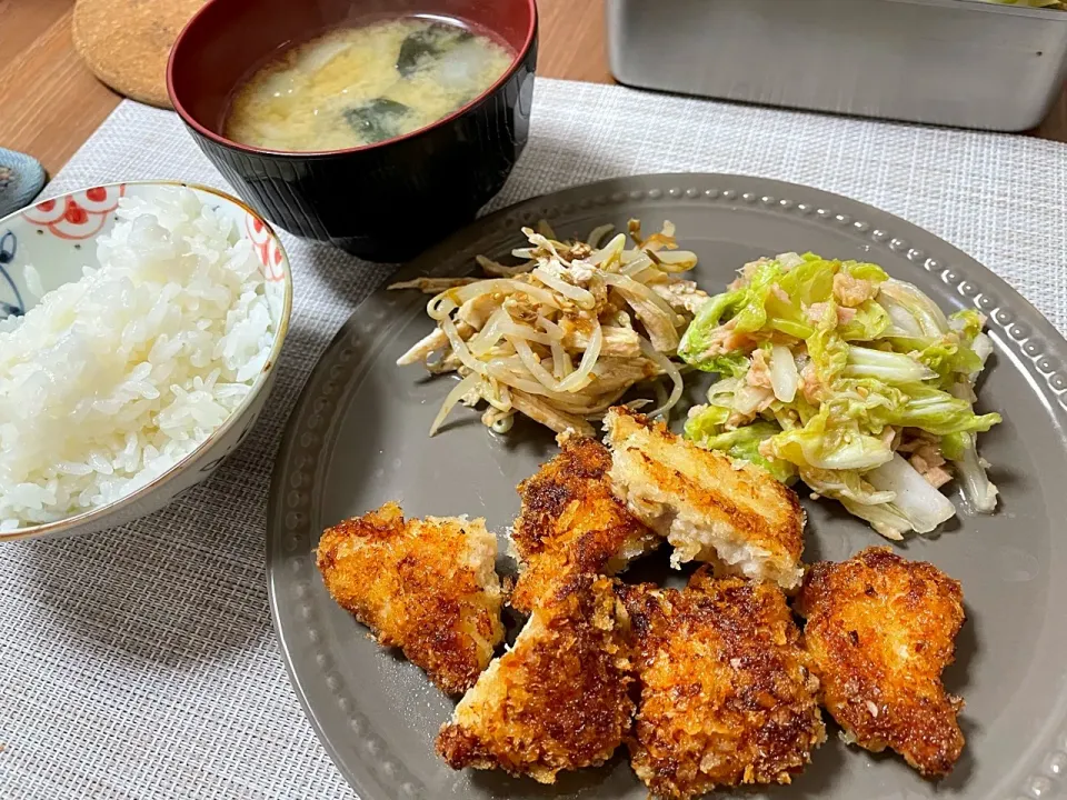 胸肉ガーリック醤油パン粉焼き
白菜ナムル
もやしとささみの梅おかか|毎日ご飯さん