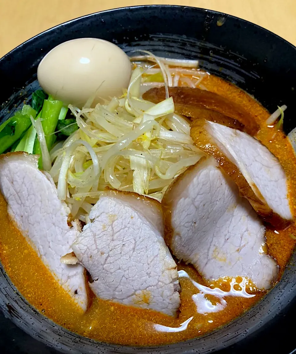 在宅勤務中の男飯(チャーシュー麺)|おおもりの星さん