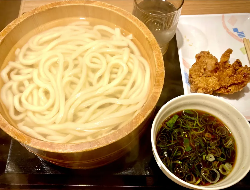 Snapdishの料理写真:久々の＂釜揚げうどん・中津唐揚げ＂|mottomoさん