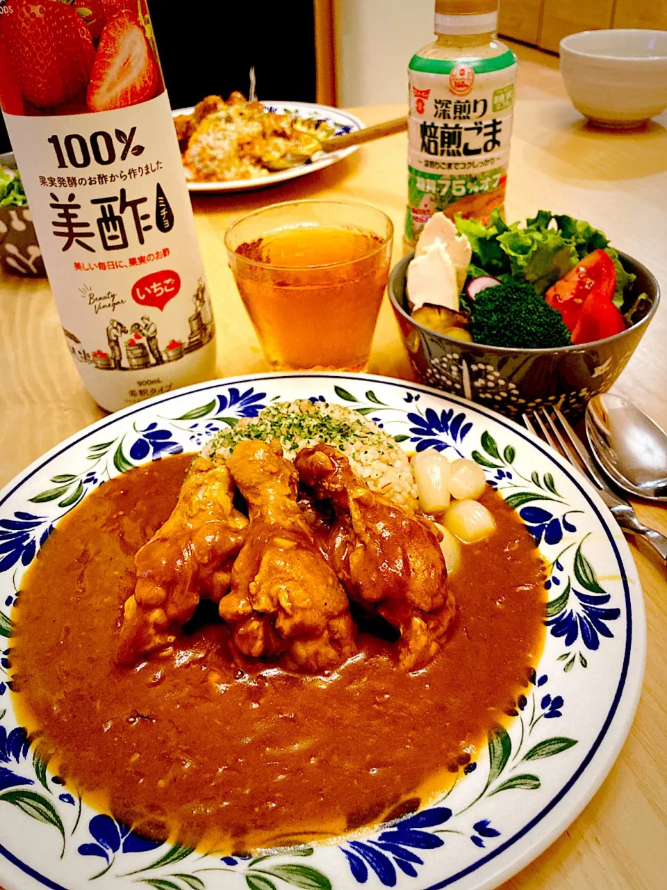 今日の夕食　チキンカレー　サラダ|ふわ猫はなちゃんさん