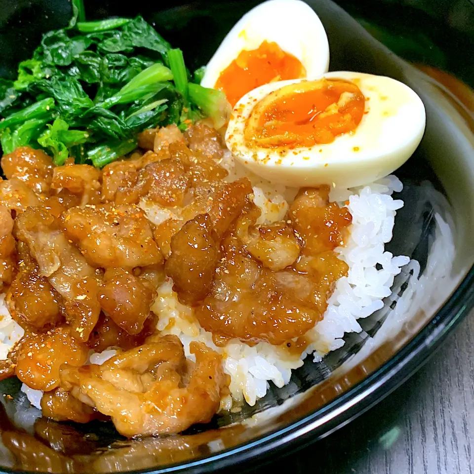 Snapdishの料理写真:魯肉飯風ご飯|ぷんさんさん