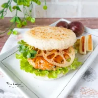 鶏つくねのライスバーガー