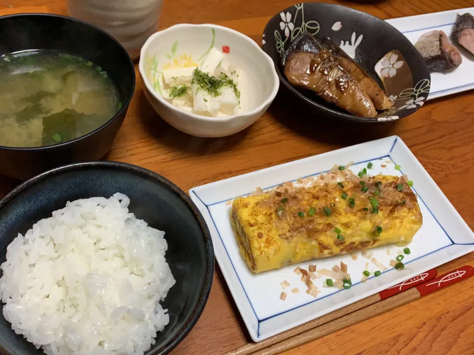 鰤の塩焼き、鰤の照り焼き、山芋短冊、玉子焼き|GAKUさん