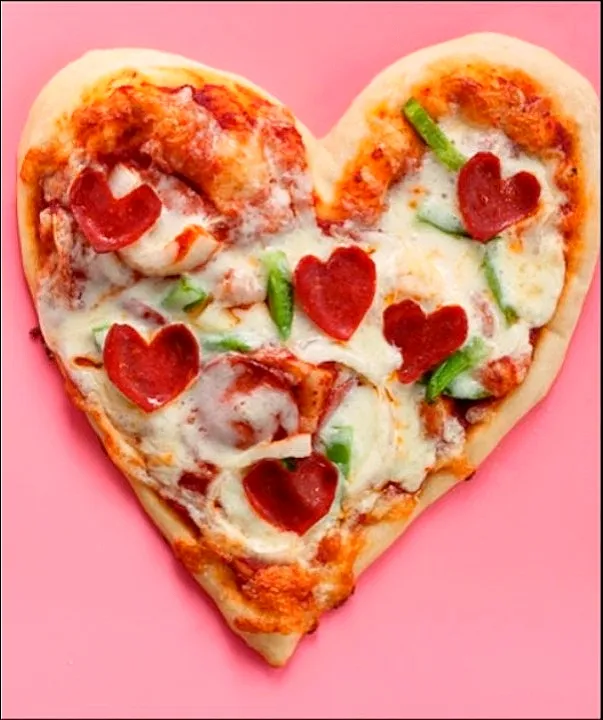 #heart pizza|Rana Ahsanさん