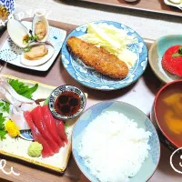 Snapdishの料理写真:お刺身定食|chii...さん