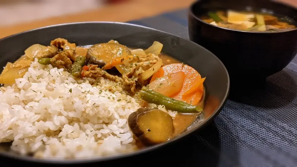 カレーライス〜🍛
の晩ごはん✨|kaz(*･ω･)さん