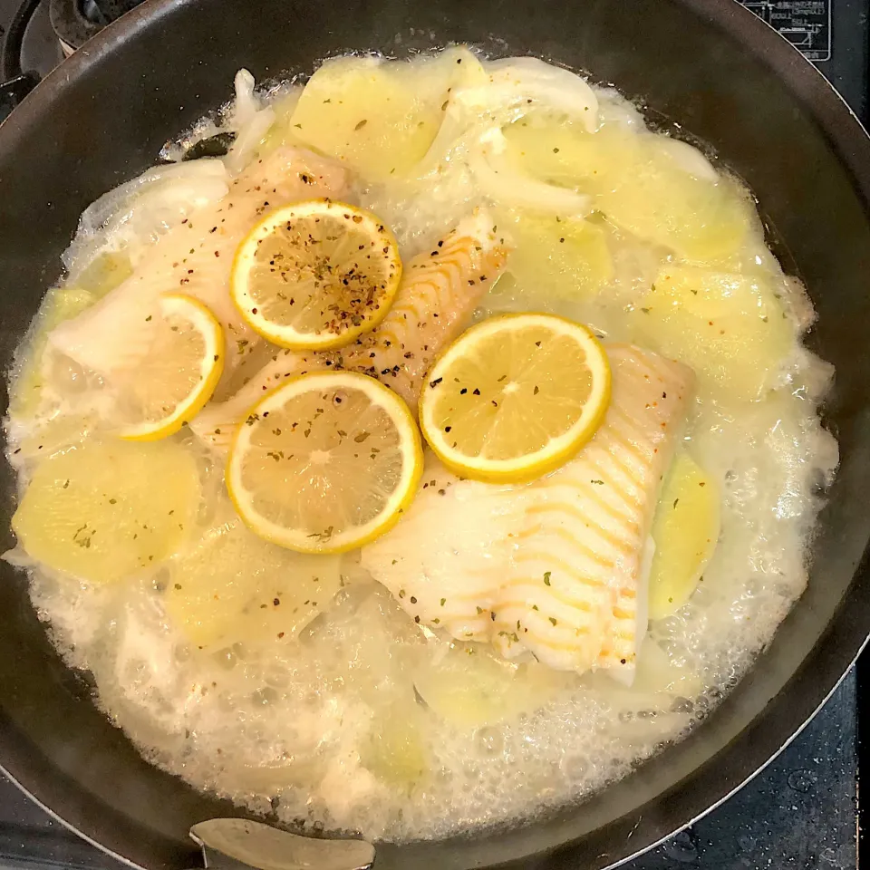 魚の煮込みレモン風味トルコ料理|Keiko Itouさん