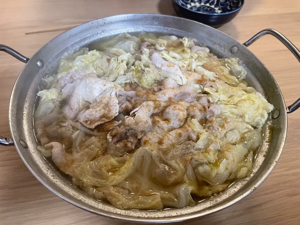 Snapdishの料理写真:白菜と豚肉のミルフィーユ鍋|akesanさん