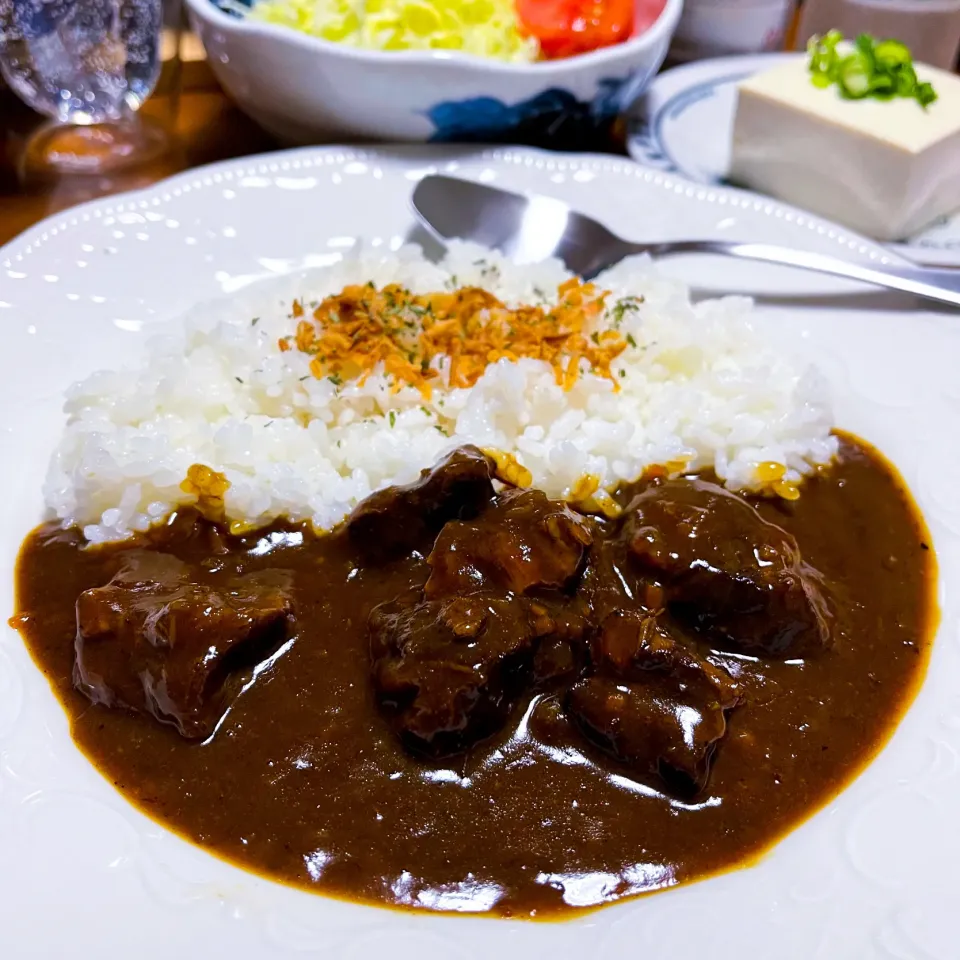 Snapdishの料理写真:【牛すね肉のビーフカレー♪】|ristorante_sallyさん