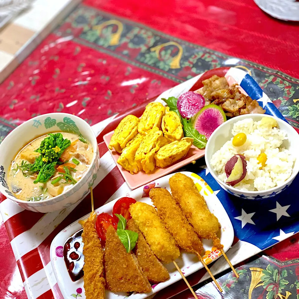 Snapdishの料理写真:串揚げ粕汁定食|Ameriさん