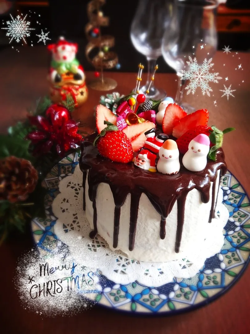 Snapdishの料理写真:クリスマスドリップケーキ✨🎄✨|B L U E 🍴さん