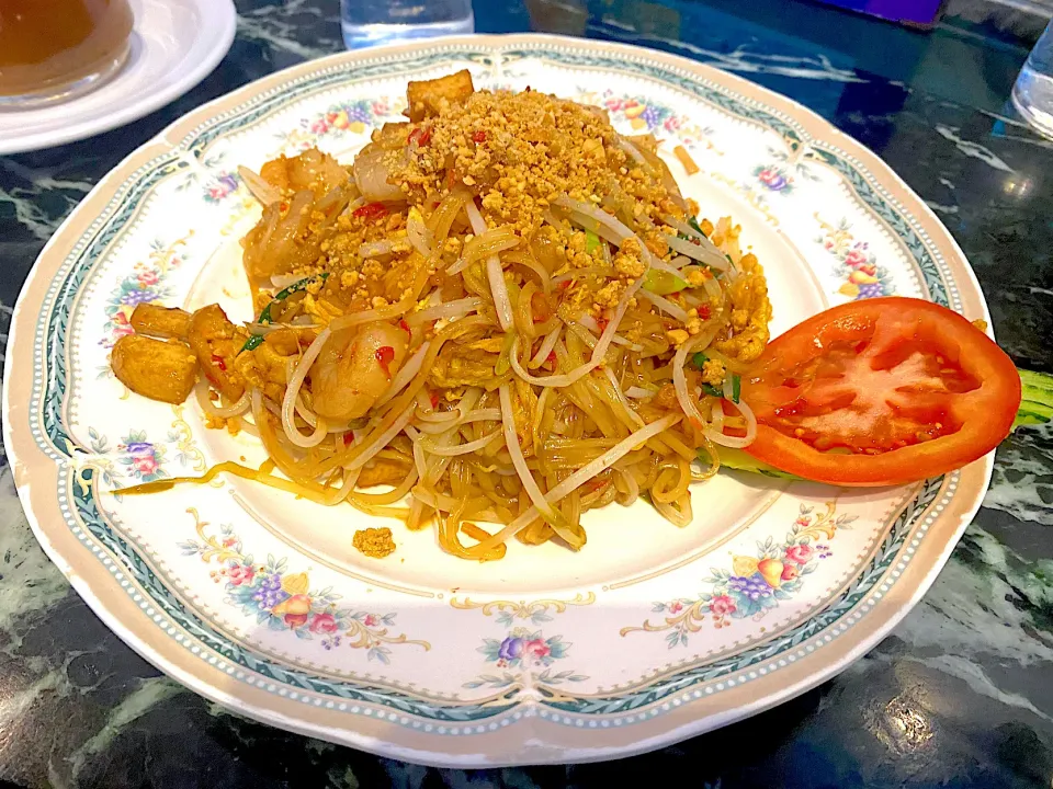 Fried Thai noodles|skyblueさん