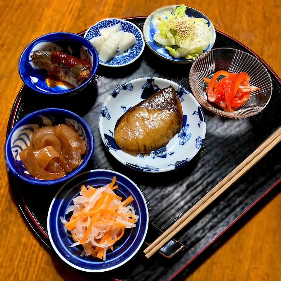 Snapdishの料理写真:yoshiyoshiさんの料理 今日のお弁当。
アルモンデ弁当。からのアルモンデ晩酌|Kさん