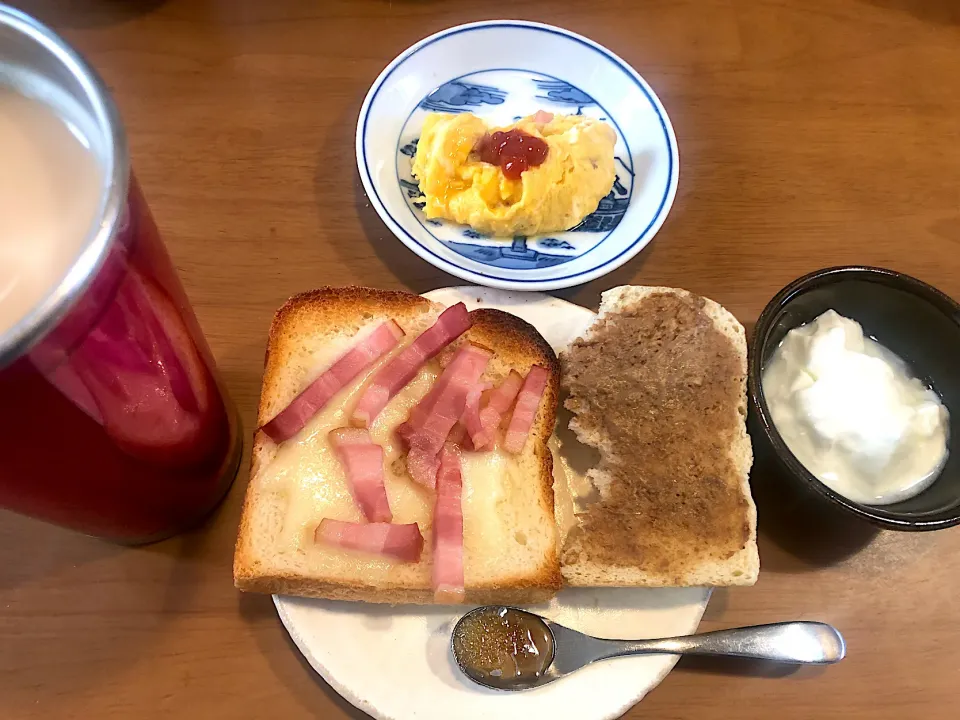 手ごね食パンで朝ごパン🍞|ゆっこっこさん