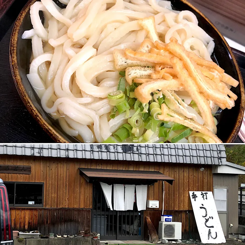 徳島・美馬出張で。徳島うどん1   手打ちうどんなのにめっちゃ柔らかい。徳島うどんは柔らかいらしいですね。|Hiro Yanさん