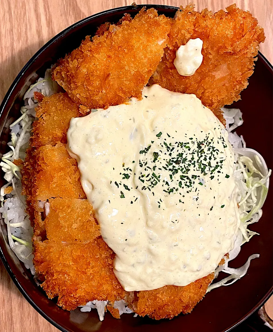 チキン南蛮丼|すくらんぶるえっぐさん